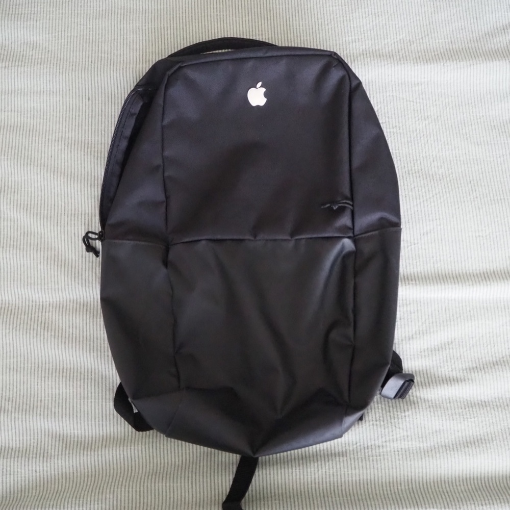NWOT - Incase Backpack (Apple Employee Exclusive)